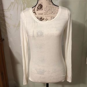 🔴 🆕 Super soft off-white long sleeve tee, sz Sm